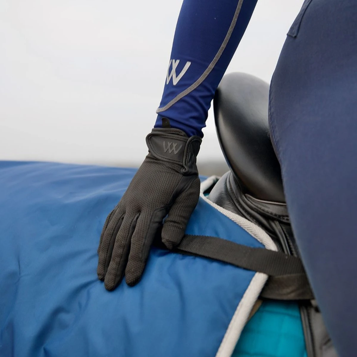 Woof Wear Grand Prix Gloves (Black) - Image 2