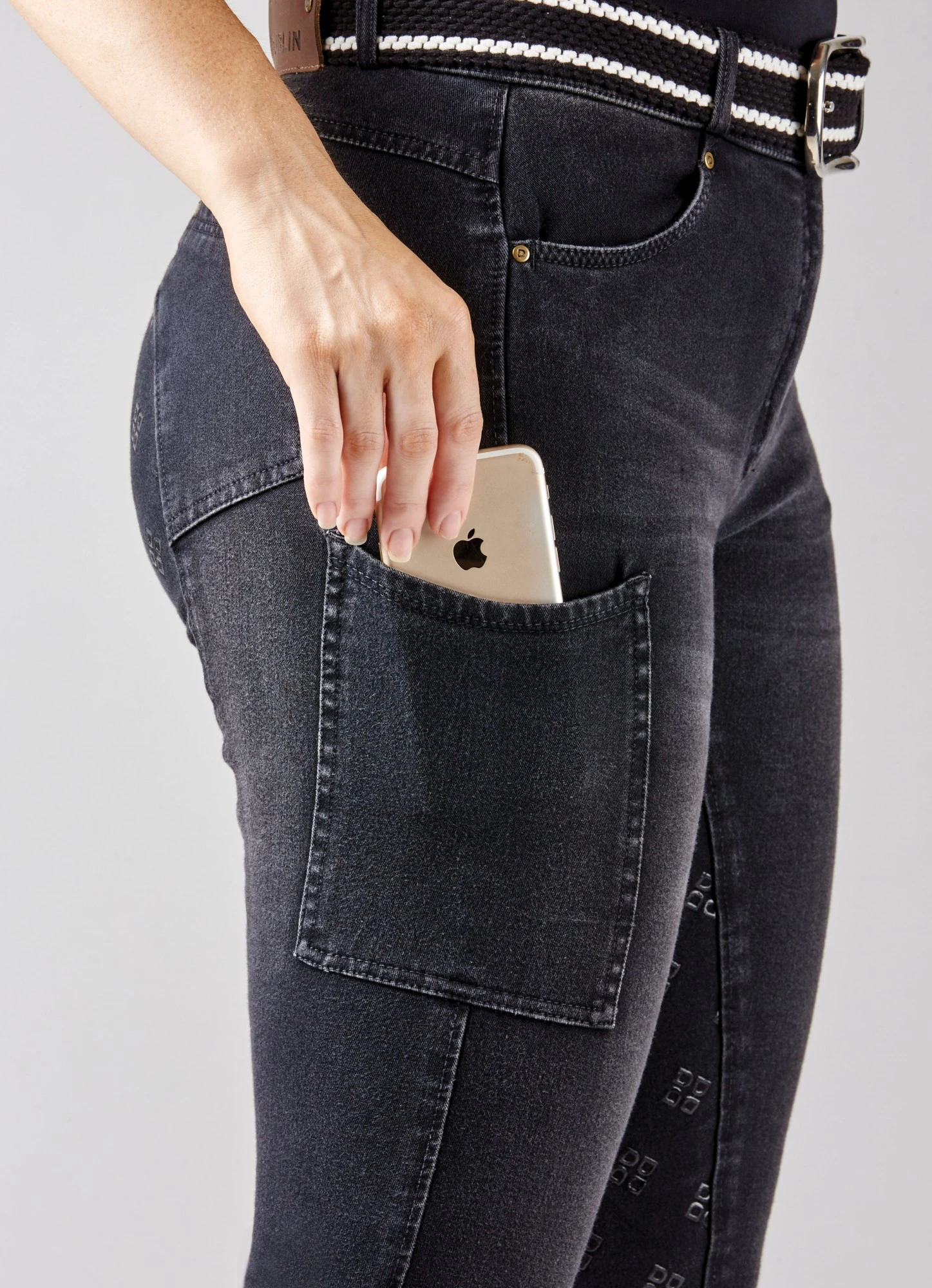 Dublin Ladies Shona Full Grip Silicone Print Denim Breeches (Ash) - Image 4