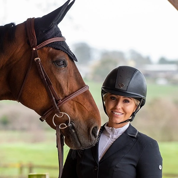 Charles Owen AYR8 Plus Leather Look Helmet (Black) - Image 3